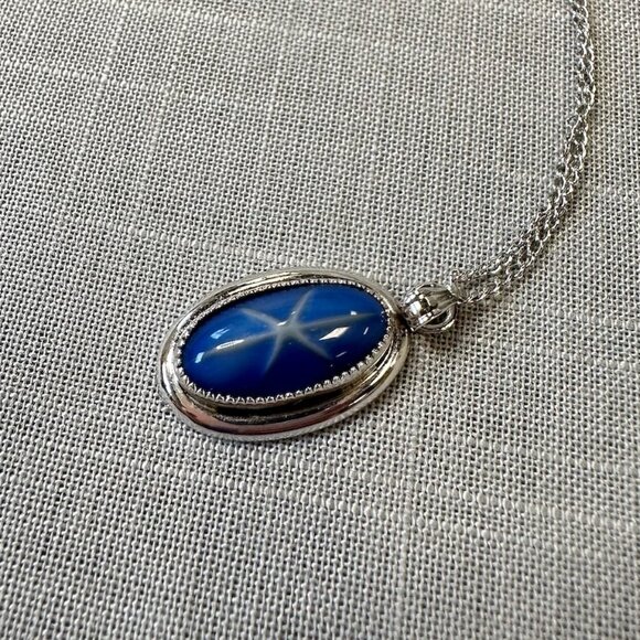 Vintage Faux Sapphire Star Pendant Sterling Silver Necklace - Picture 10 of 16